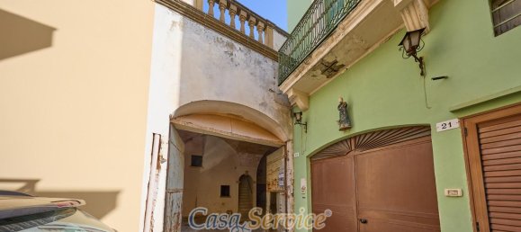 6 rooms House in Tuglie, Italy No. 230589 17