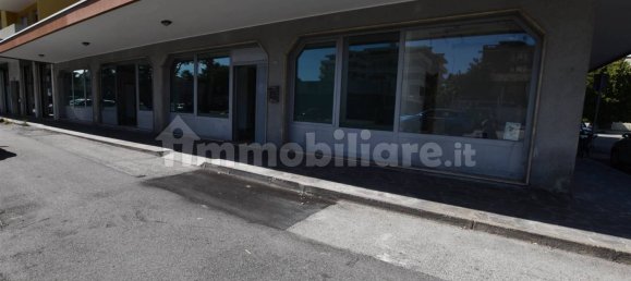 5 rooms Office in San Donà di Piave, Italy No. 339205 7