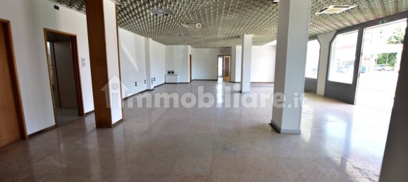 5 rooms Office in San Donà di Piave, Italy No. 339205 5