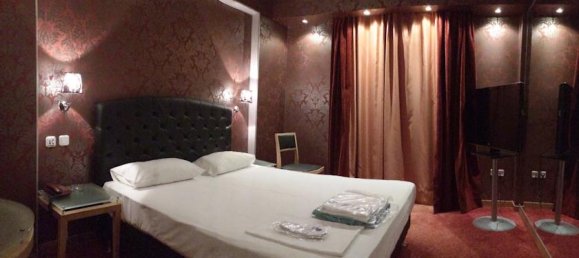 2200m² Townhouse in Glyfada, Greece No. 6523 3