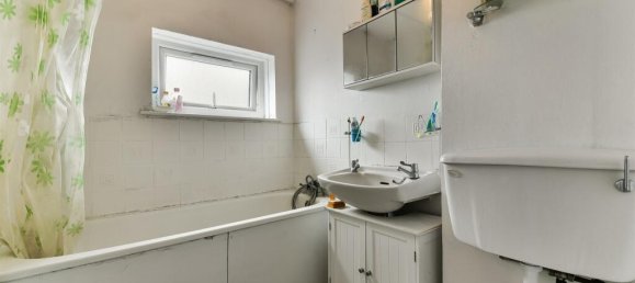 1 bedroom Apartment in Hayes, United Kingdom No. 9870 7