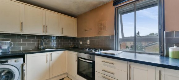 1 bedroom Apartment in Hayes, United Kingdom No. 9870 6