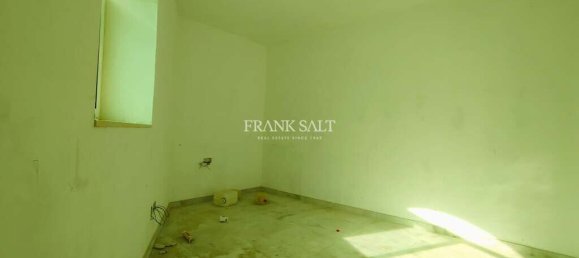 Duplex independente T2 em Zabbar, Malta N.º 2080 43