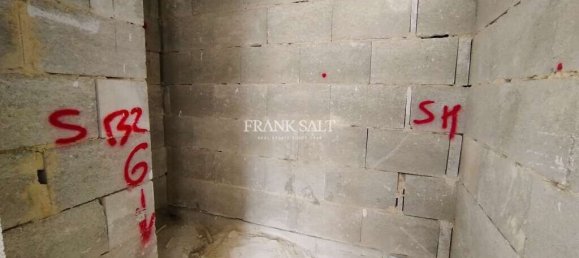 Duplex independente T2 em Zabbar, Malta N.º 2080 32