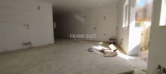 Duplex independente T2 em Zabbar, Malta N.º 2080 20