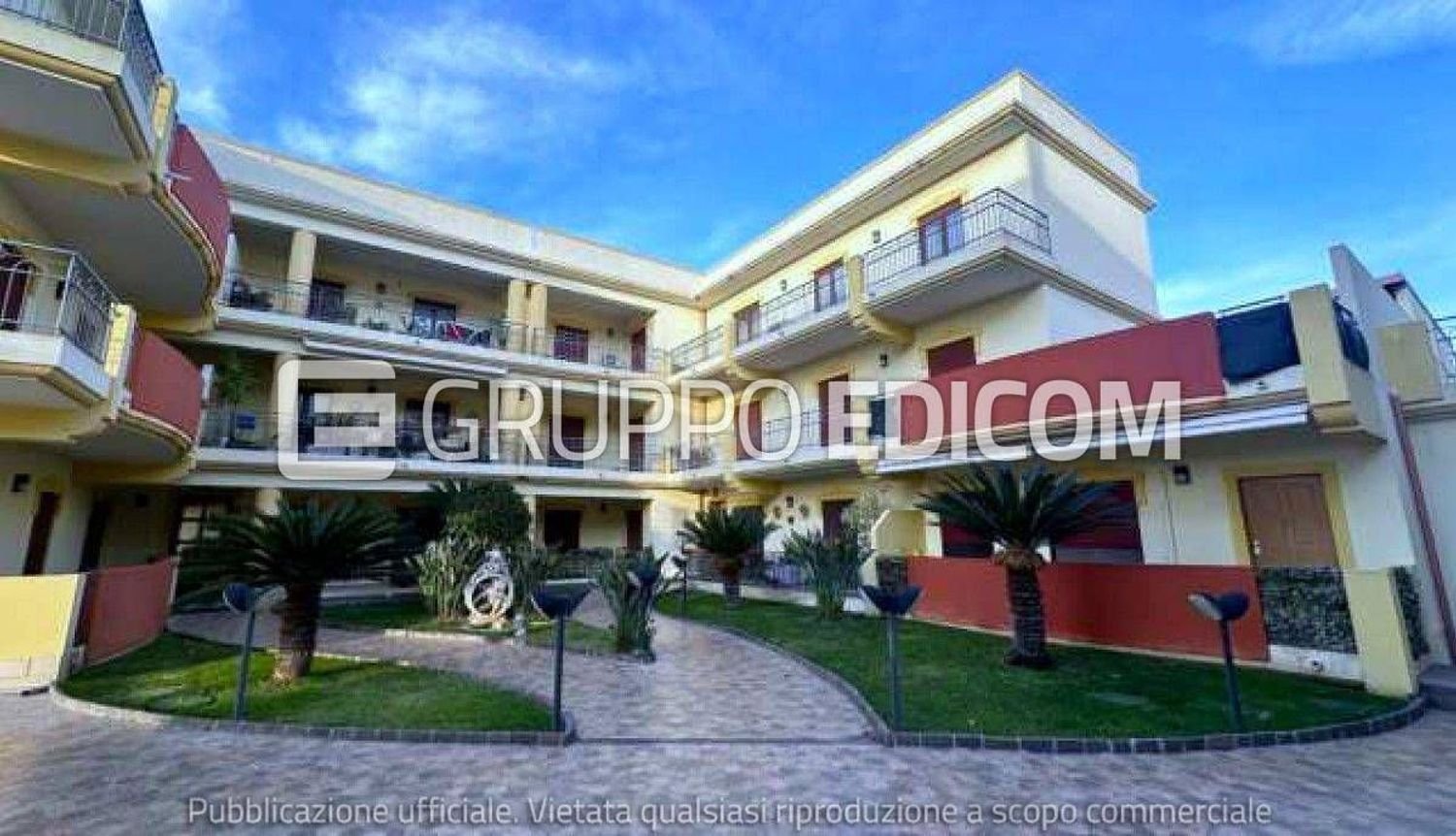 3 bedrooms Apartment in Torregrotta, Italy No. 343687