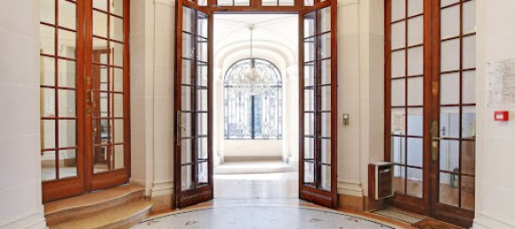 7 bedrooms Apartment in Paris, France No. 168276 4