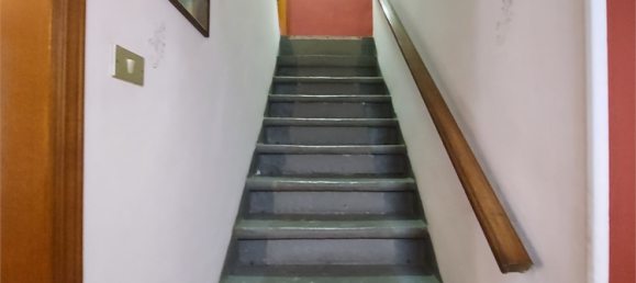 3 bedrooms House in Vernio, Italy No. 152709 18