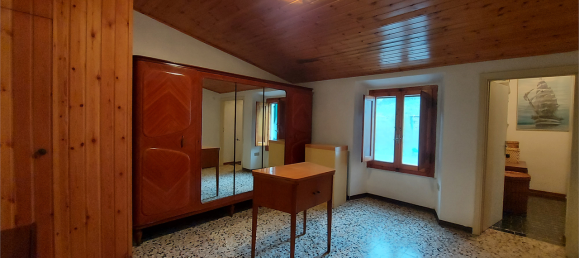 3 bedrooms House in Vernio, Italy No. 152709 21