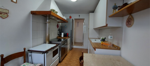 3 bedrooms House in Vernio, Italy No. 152709 14