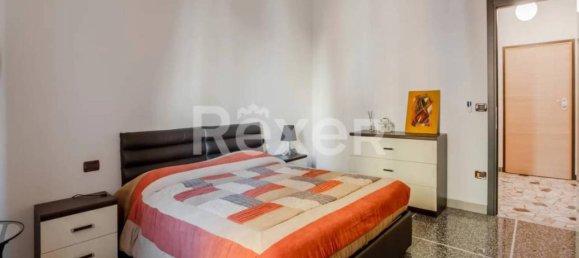 2-salle Appartement à Bologna, Italy No. 35326 14
