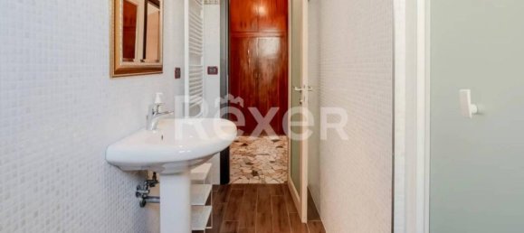 2-salle Appartement à Bologna, Italy No. 35326 19