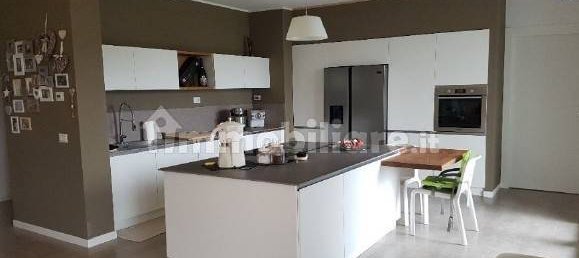 Villa de 3 dormitorios en Gropello Cairoli, Italy No. 227556 2