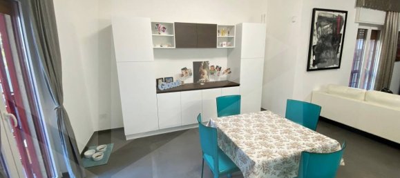2 bedrooms Apartment in Modugno, Italy No. 17808 5