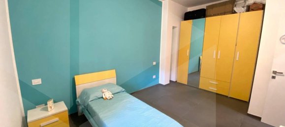 2 bedrooms Apartment in Modugno, Italy No. 17808 8