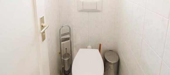 Apartamento de 3 dormitorios en Reutlingen, Germany No. 318686 6