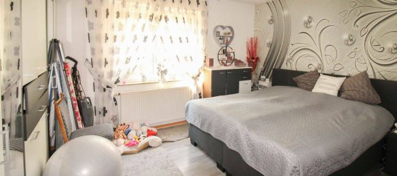 Apartamento de 3 dormitorios en Reutlingen, Germany No. 318686 4