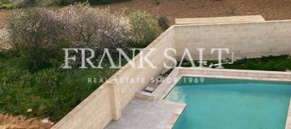 2 chambres Penthouse à Nadur, Malta No. 6013 11