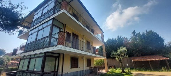 Apartamento de 4 divisões em Ragalna, Italy N.º 48737 4