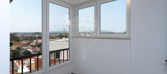 3 Schlafzimmer Doppelhaus in Cascais, Portugal, Nr. 265948 11