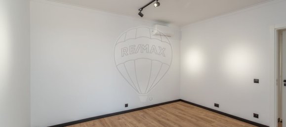 3 Schlafzimmer Doppelhaus in Cascais, Portugal, Nr. 265948 19