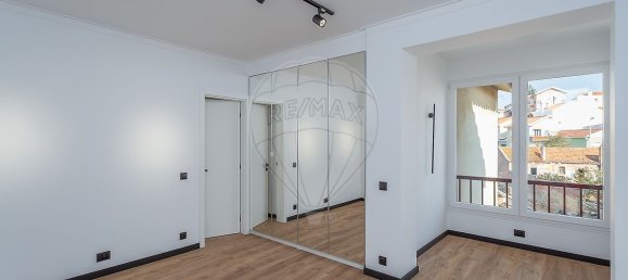 3 Schlafzimmer Doppelhaus in Cascais, Portugal, Nr. 265948 18