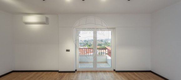 3 Schlafzimmer Doppelhaus in Cascais, Portugal, Nr. 265948 13