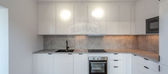 3 Schlafzimmer Doppelhaus in Cascais, Portugal, Nr. 265948 7