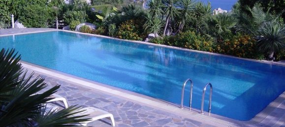 4 bedrooms Villa in Limassol, Cyprus No. 2063 11