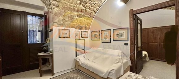 Квартира с 2 комнатами в Сиракузы, Италия № 299576 25