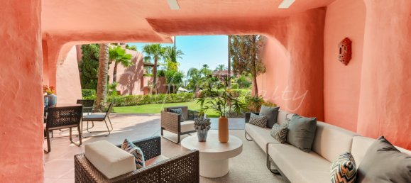 3 bedrooms Apartment in Estepona, Spain No. 132073 2