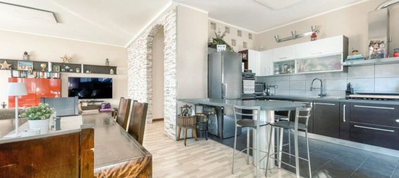 4 bedrooms Apartment in Omegna, Italy No. 107428 5