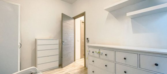 4 bedrooms Apartment in Omegna, Italy No. 107428 10