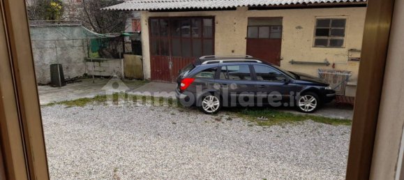 3 bedrooms House in Udine, Italy No. 304404 9