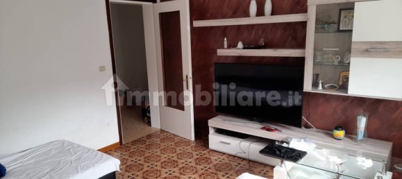 3 bedrooms House in Udine, Italy No. 304404 2