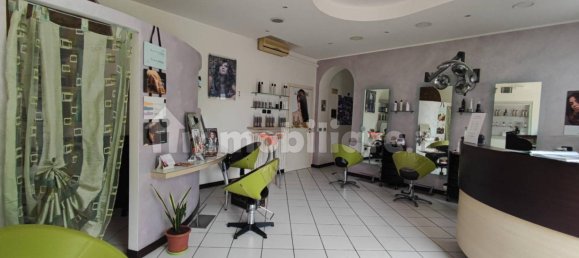 Imóvel comercial de 3 divisões em Fagnano Olona, Italy N.º 361439 2