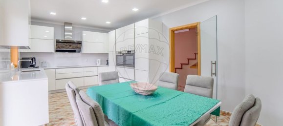 4 bedrooms House in Vale de Cambra, Portugal No. 180632 7