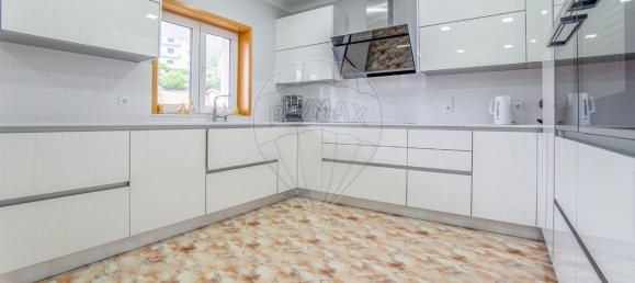 4 bedrooms House in Vale de Cambra, Portugal No. 180632 6