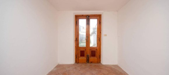Casa de 7 habitaciónes en Quarrata, Italy No. 25770 31