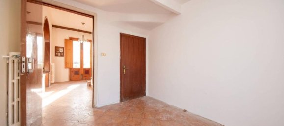 Casa de 7 habitaciónes en Quarrata, Italy No. 25770 37