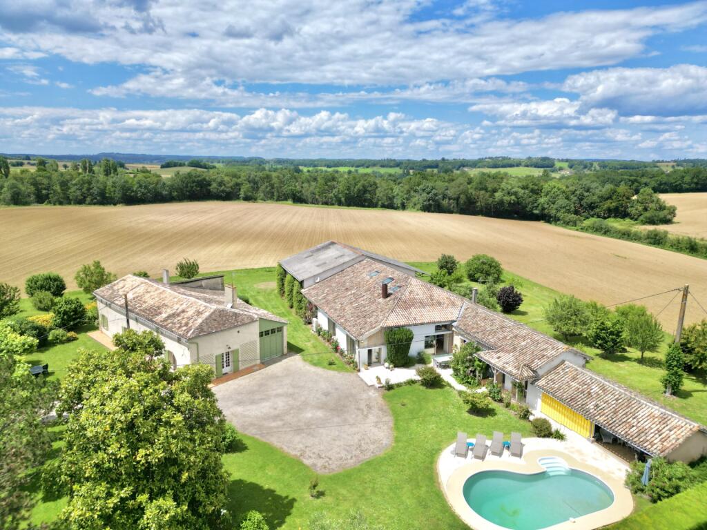 7 chambres Maison à Eymet, France No. 339221