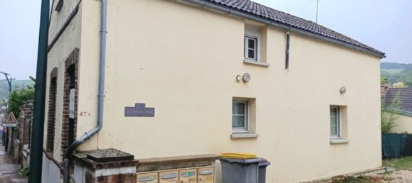 2 bedrooms House in Joigny, France No. 318021 2