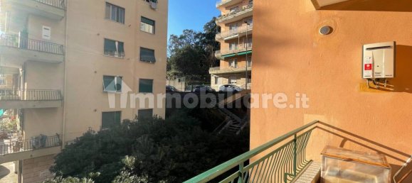 3 Schlafzimmer Wohnung in Genoa, Italy, Nr. 158948 2