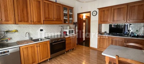 3 Schlafzimmer Wohnung in Genoa, Italy, Nr. 158948 4