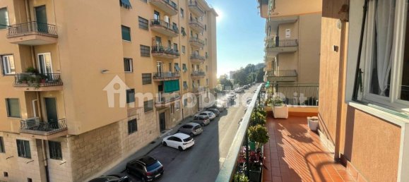 3 Schlafzimmer Wohnung in Genoa, Italy, Nr. 158948 11