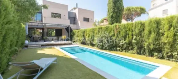 5 bedrooms House in Premia De Mar, Spain No. 183880 40