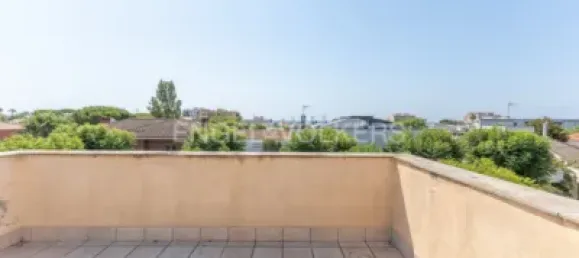 5 bedrooms House in Premia De Mar, Spain No. 183880 36