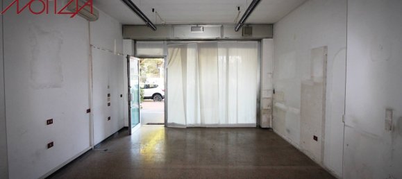 3-Zimmer Gewerbliche Immobilie in Lucca, Italy, Nr. 64891 6