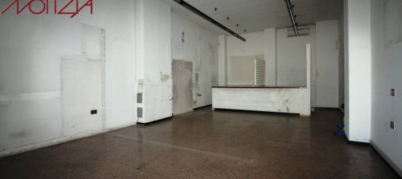 3-Zimmer Gewerbliche Immobilie in Lucca, Italy, Nr. 64891 2