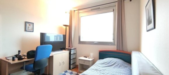 4 bedrooms Apartment in Courbevoie, France No. 187722 8